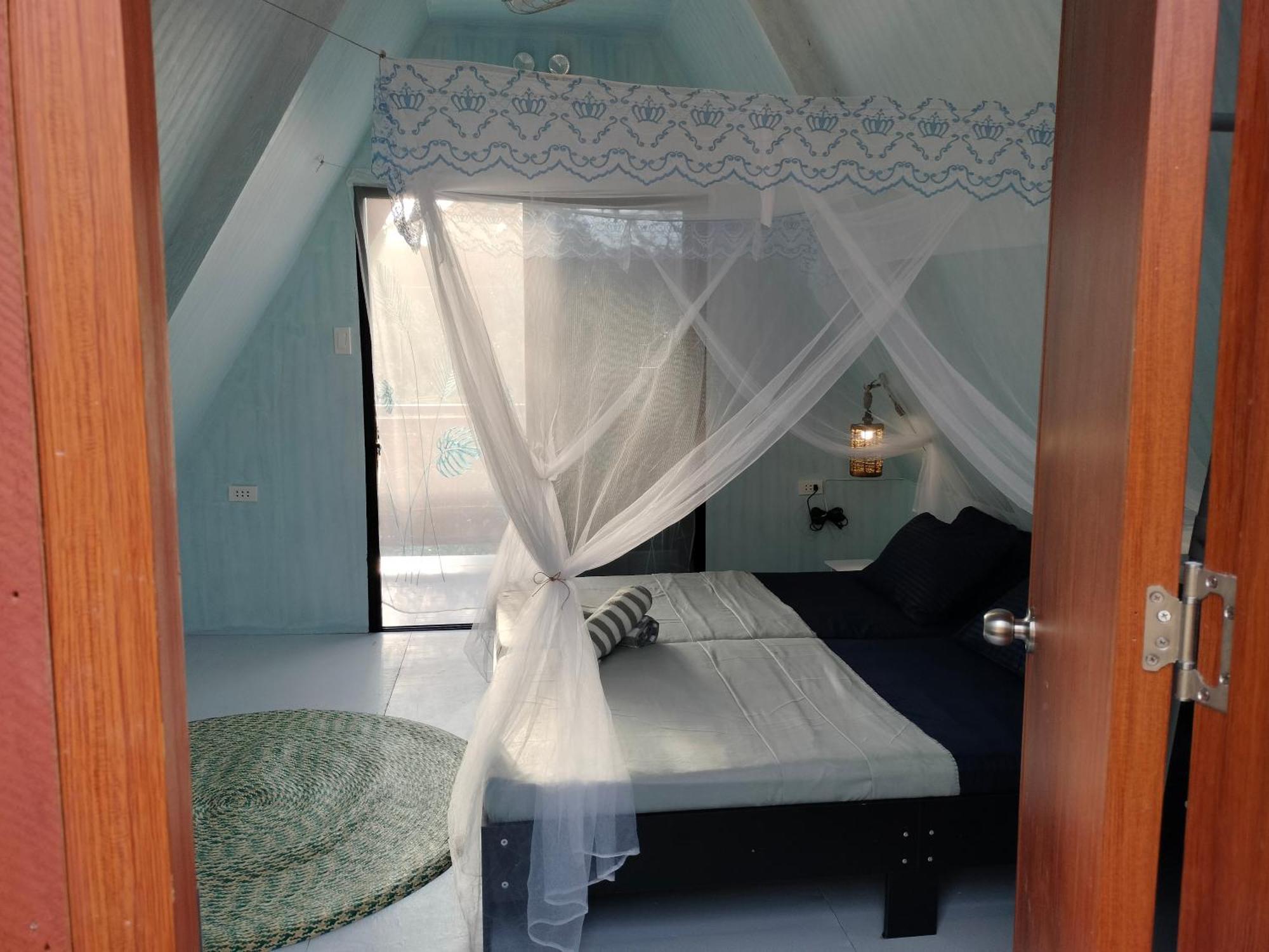 Riu Del Mar Hostel Dauis Eksteriør bilde