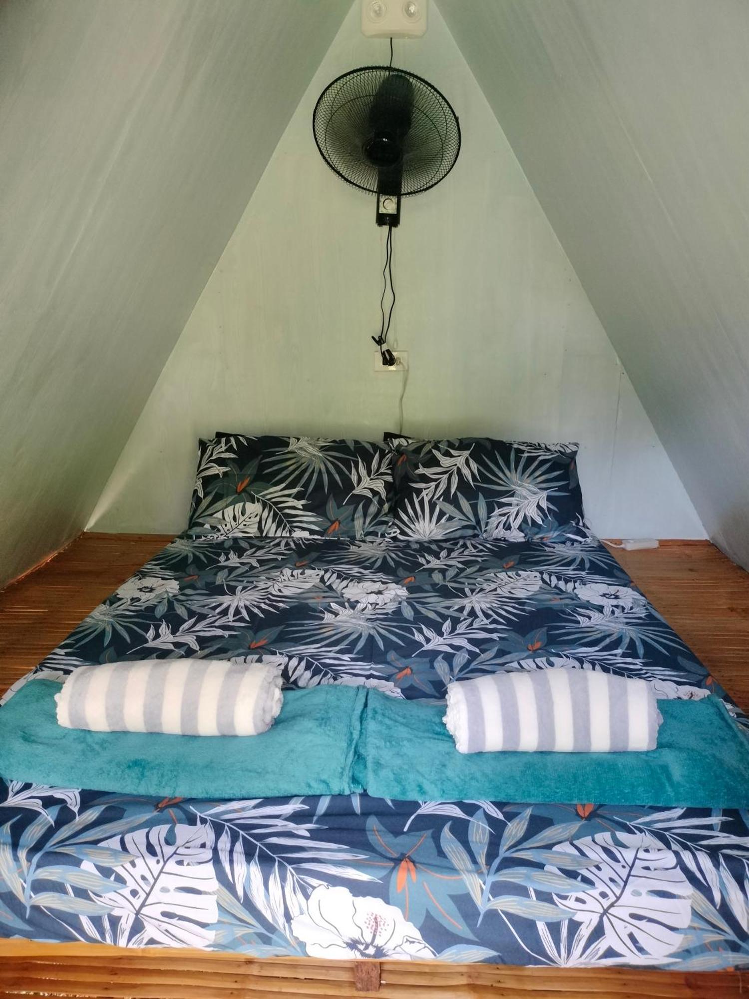 Riu Del Mar Hostel Dauis Eksteriør bilde